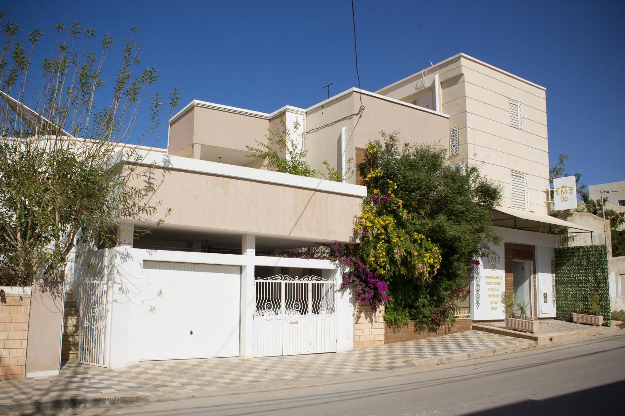 Beau Sejour Hebergement Et Spa Gabes Bagian luar foto